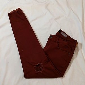 AEROPOSTALE DISTRESSED BURGANDY ANKLE JEGGINGS